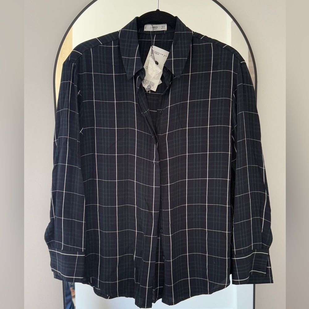 Patterned button down shirt - Picture 2 of 3